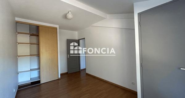 Location Appartement 3 pièces 73.86 m² - Saint-didier-de-formans 01600