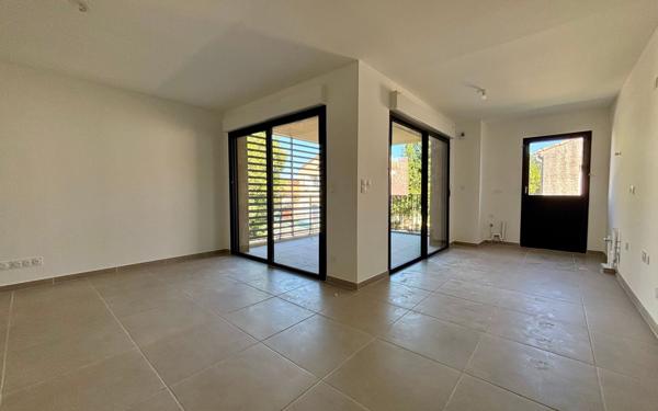 Appartement à vendre    3 pièces • 70 m2 Marguerittes