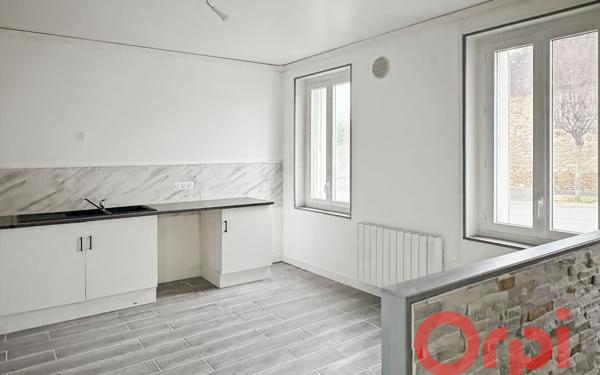 Maison à vendre    4 pièces •  Ainay-le-Château