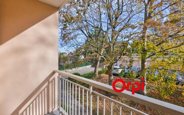 Appartement à vendre    4 pièces • 72,10 m2 Sainte-Foy-lès-Lyon