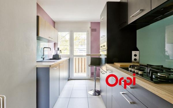 Appartement à vendre    4 pièces • 72,10 m2 Sainte-Foy-lès-Lyon