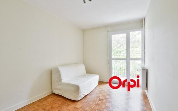 Appartement à vendre    4 pièces • 72,10 m2 Sainte-Foy-lès-Lyon