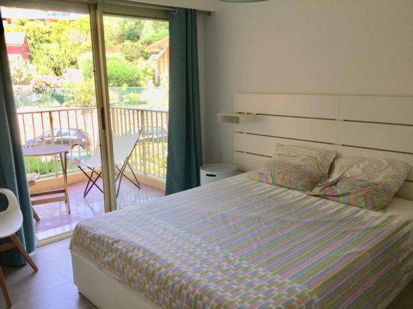 Très beau 2 pièces à Cannes centre secteur Tassigny au calme avec 2 terrasses résidentiel