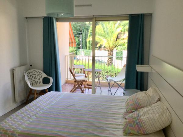 Très beau 2 pièces à Cannes centre secteur Tassigny au calme avec 2 terrasses résidentiel