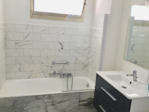 Très beau 2 pièces à Cannes centre secteur Tassigny au calme avec 2 terrasses résidentiel