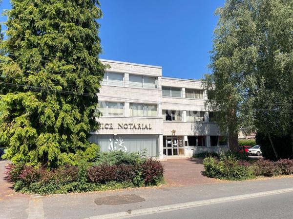 Immeuble de bureaux indépendant à louer ou à vendre