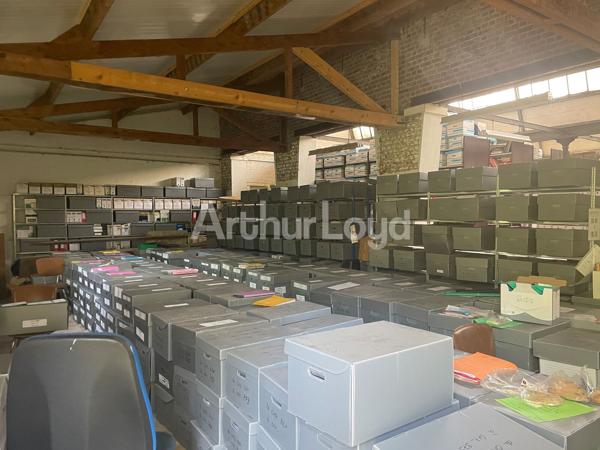Immeuble de bureaux indépendant à louer ou à vendre