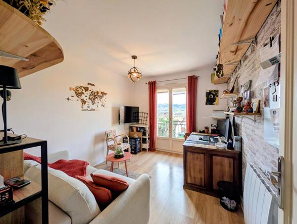 Vaste Maison familiale à Larche