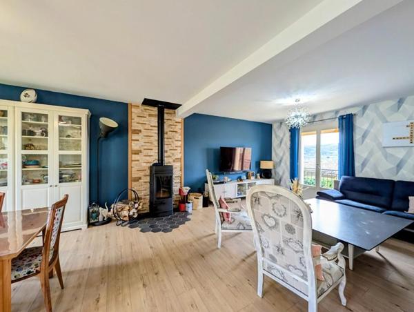 Vaste Maison familiale à Larche