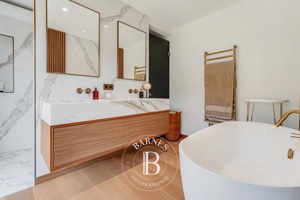 La Croix-Valmer, Maison 6 Chambres -  352 m² à vendre