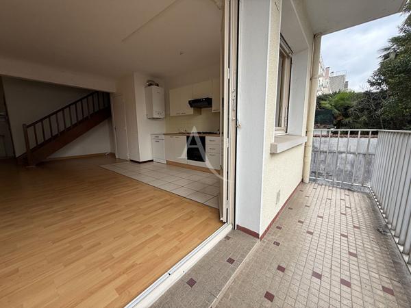 Centre ville Appartement T2 duplex et 2 balcons