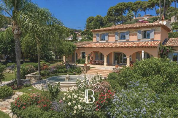 Antibes, Villa 5 Chambres -  436 m² à vendre