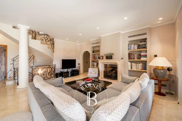 Antibes, Villa 5 Chambres -  436 m² à vendre
