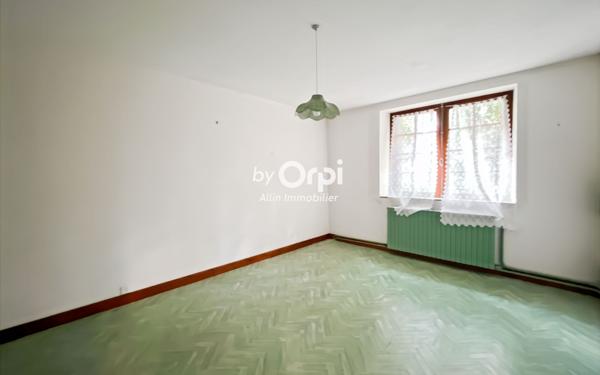 Maison à vendre    6 pièces •  Meaulne