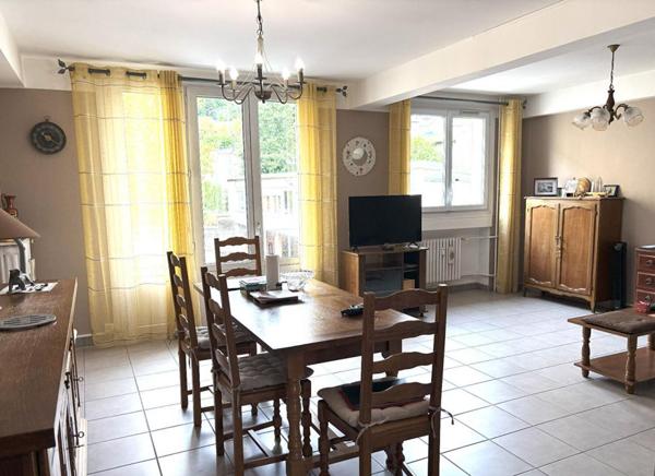 Saint Etienne proche Carnot appartement 69m² 2 chambres Garage cave