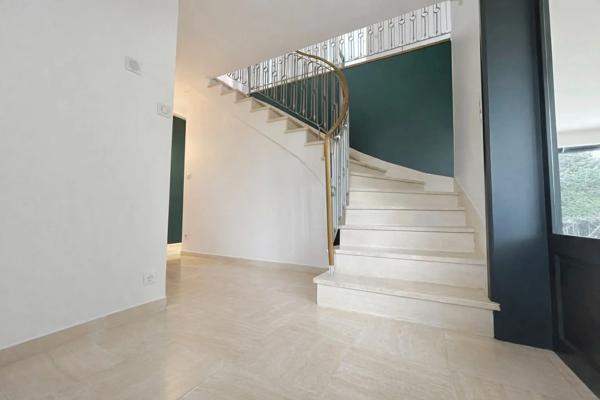 Maison à vendre 10 pièces 220.7m² Carvin (62220)