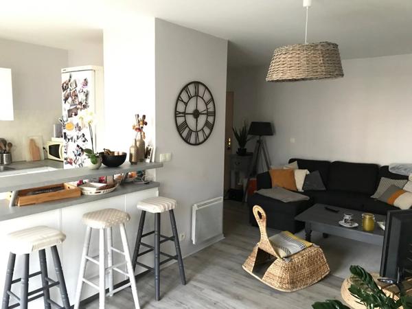 Location                                                      Appartement
                        
                     2 pièces                      45 m2                     à Lucé