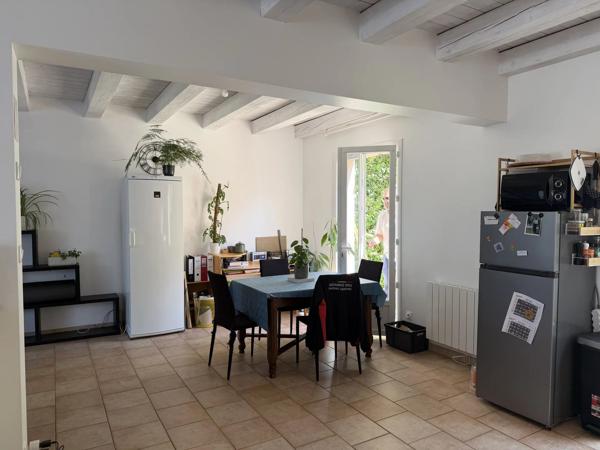 Location                                                      Maison de village
                        
                     3 pièces                      80 m2                     à Chuisnes