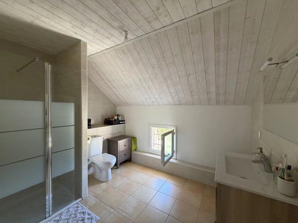 Location                                                      Maison de village
                        
                     3 pièces                      80 m2                     à Chuisnes
