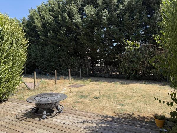 Location                                                      Maison de village
                        
                     3 pièces                      80 m2                     à Chuisnes
