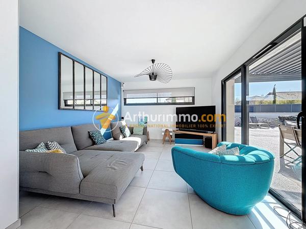Vente                                                      Maison
                        
                     5 pièces                      160 m2                     à Bourgoin-Jallieu