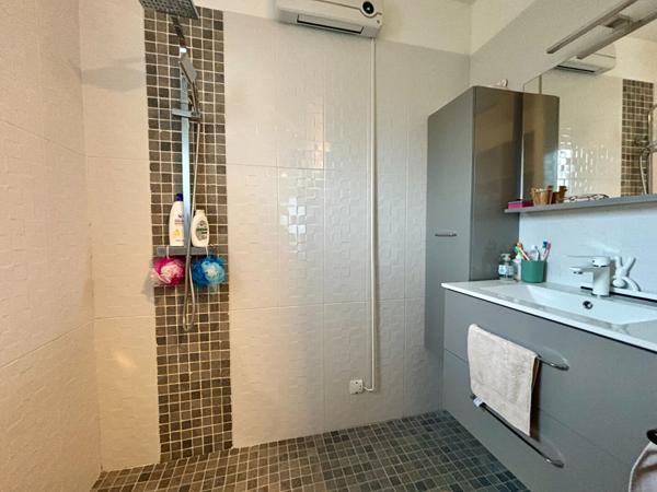 Maison de plain pied avec combles pré-aménagés