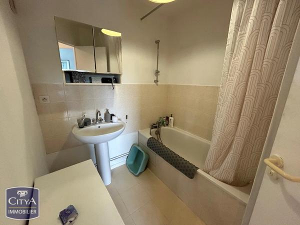 Appartement à vendre 2 pièces 37.76m² Poitiers (86000)