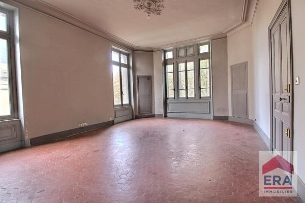 Appartement Carpentras de caractère 136m²  dans un immeuble bourgeois