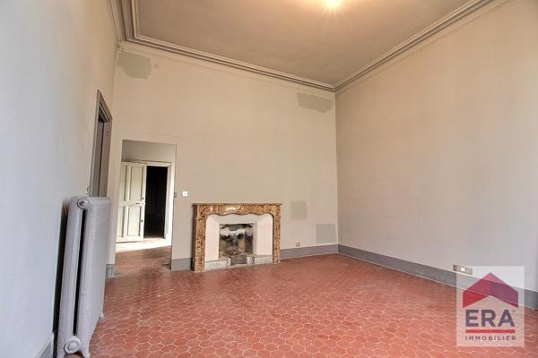 Appartement Carpentras de caractère 136m²  dans un immeuble bourgeois