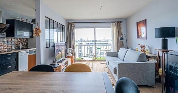 Appartement rénové à vendre à Bordeaux en Gironde (33800), ref : 33145/1878-2   
Gare Saint Jean