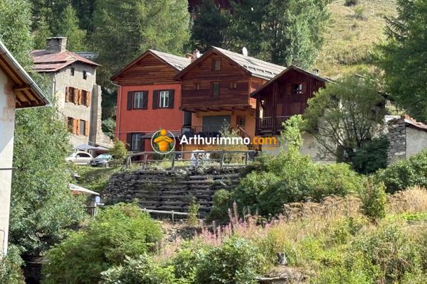 Vente                                                      Maison
                        
                     5 pièces                                         à Abriès-Ristolas
