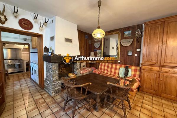 Vente                                                      Maison
                        
                     5 pièces                                         à Abriès-Ristolas