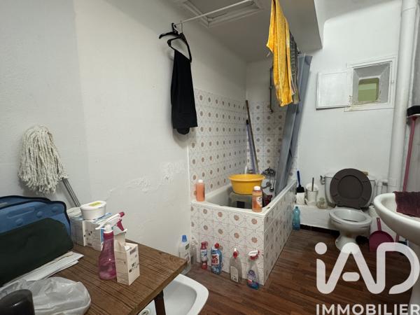 Appartement à vendre 1 pièce 47 m² Nîmes