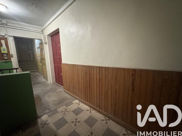 Appartement à vendre 1 pièce 47 m² Nîmes