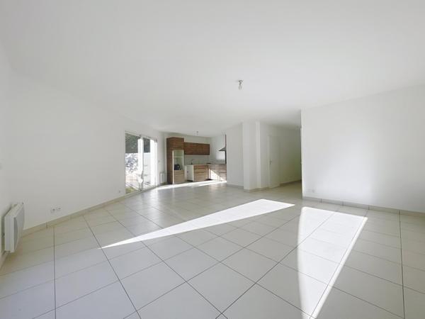 BAILLARGUES Appart Triplex 109m2 jardin