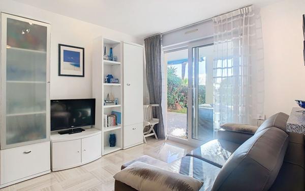 Appartement à vendre    2 pièces • 38,23 m2 Antibes