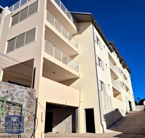 Appartement à louer 3 pièces 90.78m²