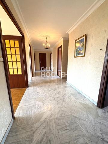 À vendre : Appartement spacieux de 5 pièces à Échirolles
