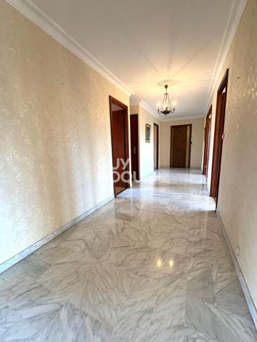 À vendre : Appartement spacieux de 5 pièces à Échirolles