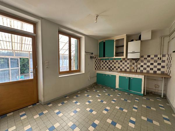 Maison Civray De Touraine 6 pièce(s) 126.34 m2