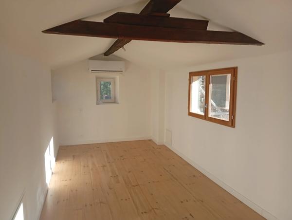 Immeuble à vendre FOIX (09)