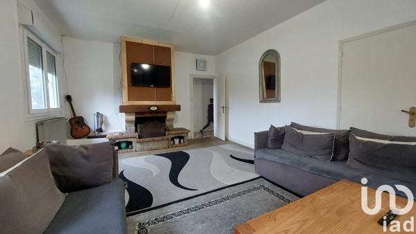 Maison 5 pièces de 120 m² à Lamothe-Montravel (24230)