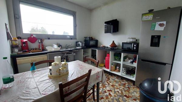 Maison 5 pièces de 120 m² à Lamothe-Montravel (24230)