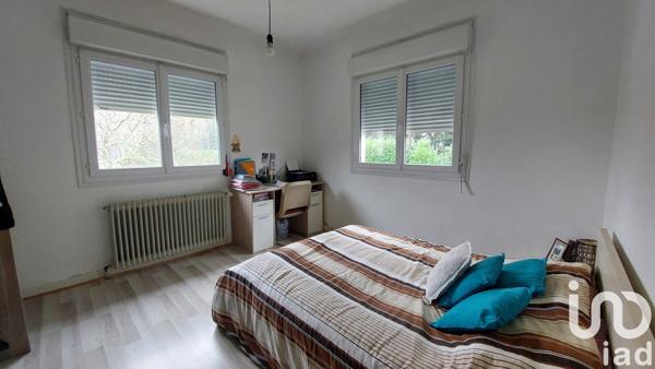 Maison 5 pièces de 120 m² à Lamothe-Montravel (24230)