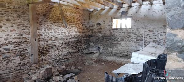 Loge à rénover en campagne à Argentré