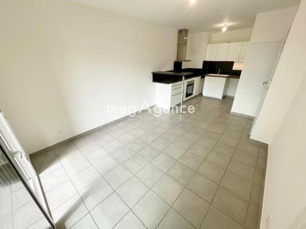 Appartement à TOULON, 83200 - 2 pièces 40m²