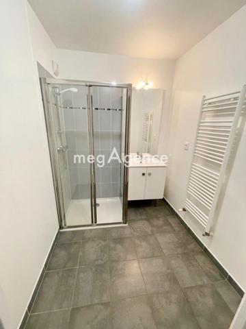 Appartement à TOULON, 83200 - 2 pièces 40m²