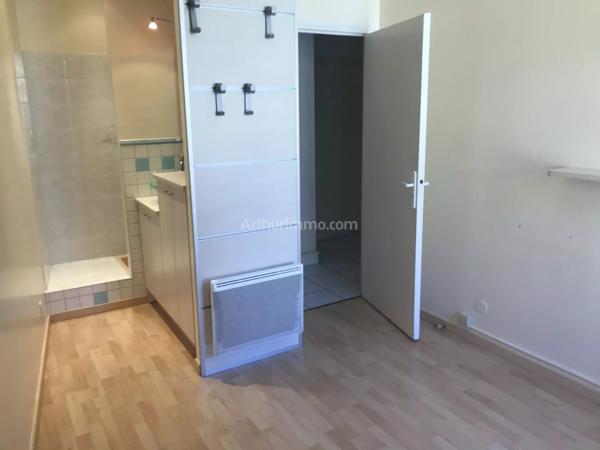 Location                                                      Appartement
                        
                     3 pièces                      75 m2                     à Guingamp
