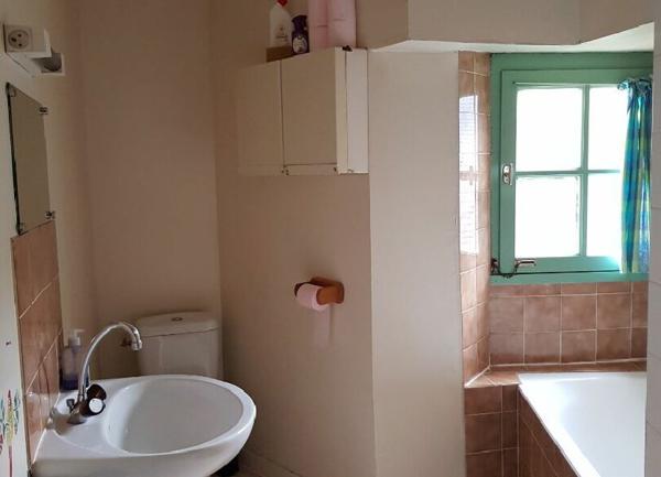 Maison à vendre    2 pièces •  Guingamp