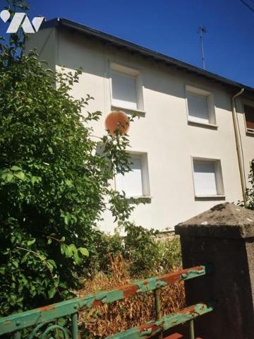 MAISON DE VILLE MITOYENNE